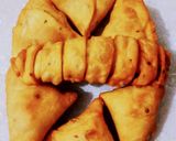 आलू समोसा (aloo samosa recipe in Hindi) रेसिपी चरण 6 फोटो