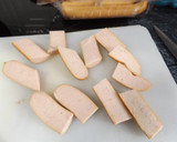 Foto del paso 1 de la receta: Tostadas rápidas de salchichas