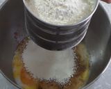Фото кроку 2 до Вкусный кекс из дрожжевого теста.