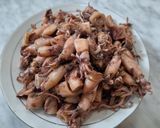 Foto langkah ke 2 dari resep Sambal Cumi Asin.