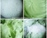 รูปขั้นตอนการทำที่ 4 ของ Green Tea Macarons