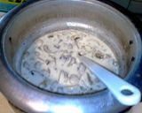 A picture of step 3 of chicken alfredo.