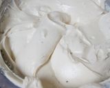 A picture of step 4 of Poppy Seed & Cream Cheese Cake.