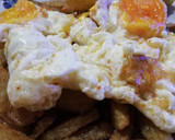Foto del paso 3 de la receta: Huevos rotos con patatas fritas