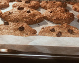 Foto del paso 5 de la receta: Galletas con pepitas de chocolate y frutos secos