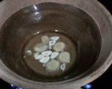 Kanya's Tofu and Leeks in Clay Pot recipe step 1 photo