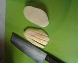Potatoes and carrots roasted in banana leaf recipe step 1 photo