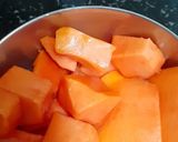 A picture of step 2 of Papaya & subja seed smoothie.