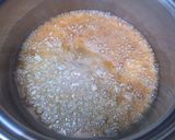 A picture of step 2 of Homemade Garlic Sesame Oil.