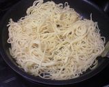 A picture of step 2 of Ultra-Easy Kimchi Yakisoba Noodles.
