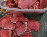 Foto langkah ke 1 dari resep Dendeng Bawang Goreng🥩🧅.