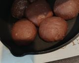 Foto langkah ke 3 dari resep Bomboloni Triple Cokelat Ala Mbak Carolina.