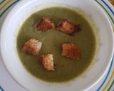 Foto del paso 5 de la receta: Crema de brócoli sin lácteos con crutones caseros