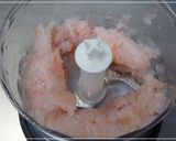 A picture of step 2 of Fluffy Light Shrimp Cutlets.