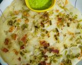 A picture of step 3 of Uttapam.