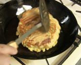 A picture of step 6 of Seafood Okonomiyaki with Nagaimo Yam.