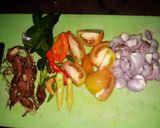 Foto langkah ke 2 dari resep Bandeng Serani (kuah kuning).