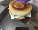 A picture of step 7 of Mushroom Cheese Burger.