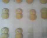A picture of step 8 of Cute Snowman Cookie Balls.