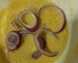 A picture of step 4 of Onion rings pakora.