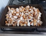Foto del passaggio 2 della ricetta Insalata estiva di pollo