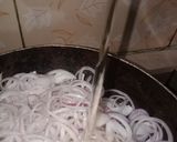 A picture of step 1 of Anda Ghotala🍽.