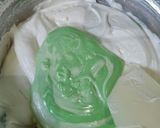 Foto langkah ke 4 dari resep Pandan Cake in Jar.