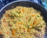 Foto del paso 3 de la receta: Arroz con salchichas Viena arequipeña!