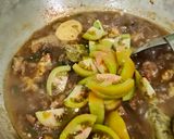 Foto langkah ke 7 dari resep Tetelan Sapi & Tomat Ijo Masak Kecap Pedas.