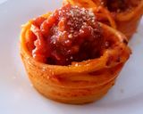 A picture of step 1 of Homemade Meat Balls in Spaghetti cups.
