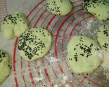 Hình bước làm 7 của món Bánh Tiêu Lá Dứa