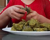 बथुए के पतोड़े (Bathue Ke Patode Recipe in Hindi) रेसिपी चरण 2 फोटो