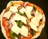 A picture of step 22 of Chicken Fajita pizza😀🍕.