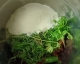 A picture of step 1 of Kala chana uthappaam.