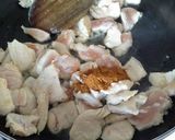 Foto del paso 3 de la receta Pizza de pollo al curry rojo