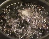 A picture of step 4 of No Need for Baking Soda or Nails! Delicious Stewed 'Kuromame' Black Soybeans.
