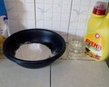 A picture of step 1 of Mkate wa nyama #snacksrecipe#4weekschallenge #authormarathon.