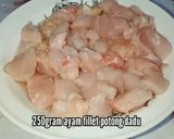 Foto langkah ke 1 dari resep Resep Bakso ayam rambutan.