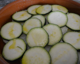 Foto del paso 2 de la receta: Tomate, calabacín y cebolla al provenzal