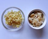 A picture of step 4 of Clam and Edamame Mixed Rice.