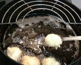 A picture of step 3 of Easy Bite-Sized Tofu Donuts.