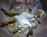 A picture of step 3 of Prawn and Cauliflower Salad with Tartar Sauce.