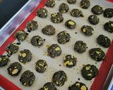 Foto langkah ke 4 dari resep Simple Keto Matcha Cookies.