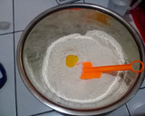 Foto langkah ke 1 dari resep Roti Tawar Homemade, Empuk Lembut Lentur (versi hand mixer).