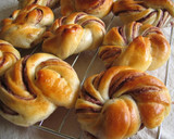 A picture of step 13 of Spiral Anpan Made with a Bread Machine.