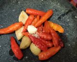 Foto langkah ke 6 dari resep Singkong goreng sambal bawang.