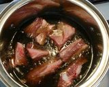 A picture of step 2 of Spare Ribs Simmered in Coke.