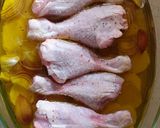 Foto del paso 5 de la receta: Muslitos de pollo al horno