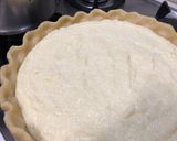 A picture of step 4 of Milk pie with crust.