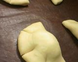 A picture of step 5 of Delicious Cream Bread Rolls.
